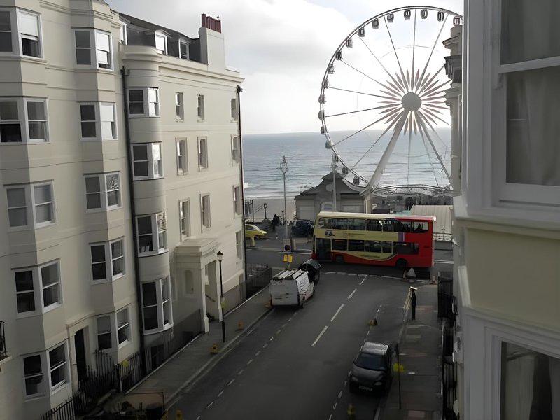 4499E6CE9D7816CDBBAF8E705828A563