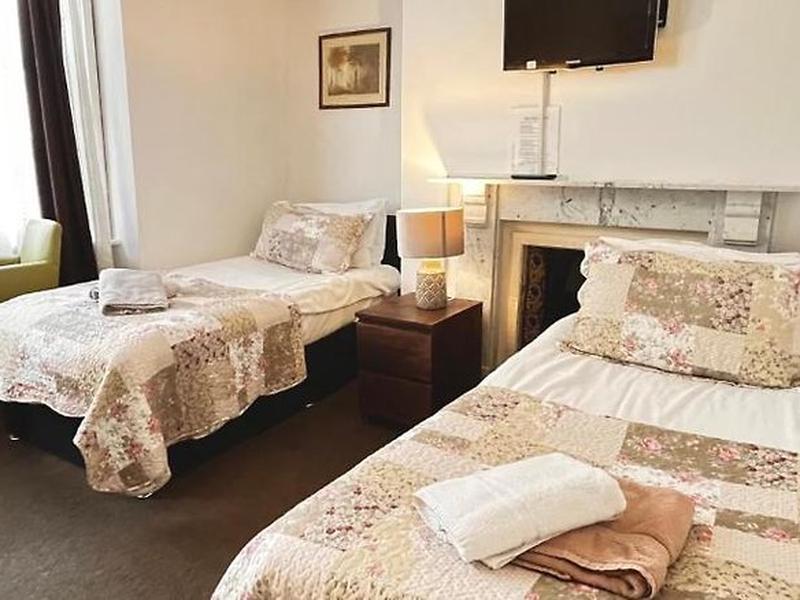 7A1F19FB9E2C7776F8AECD711C9E1329