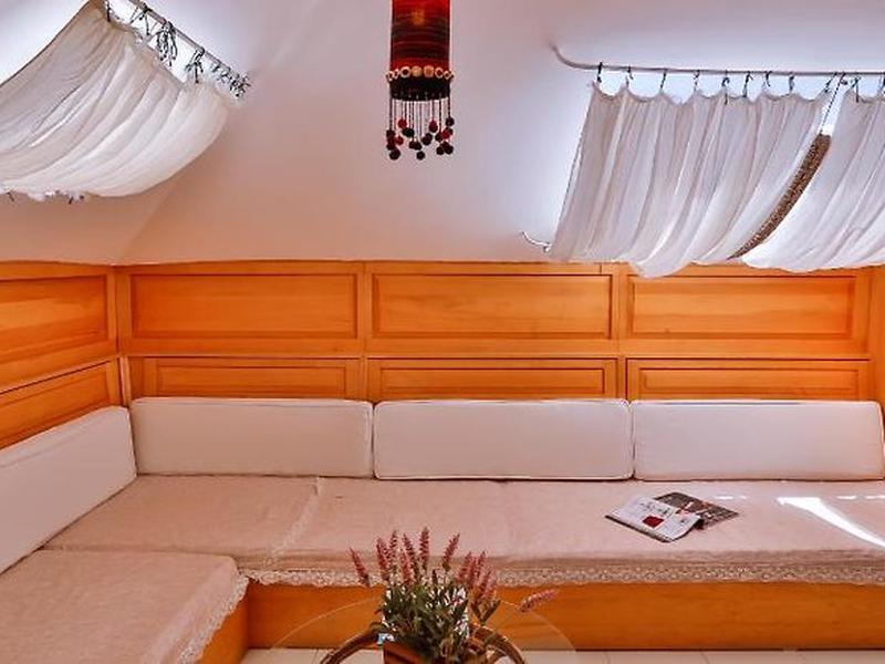 AAF6D385485FE41598D289F43848150B