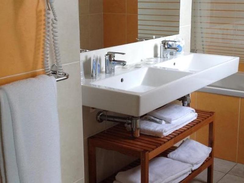 3B74C5B3CEE94EFFB64090CB409782C4