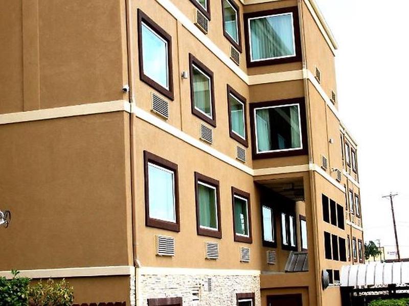 C94C86554D7C2EF2202BFAC73B1D3A96