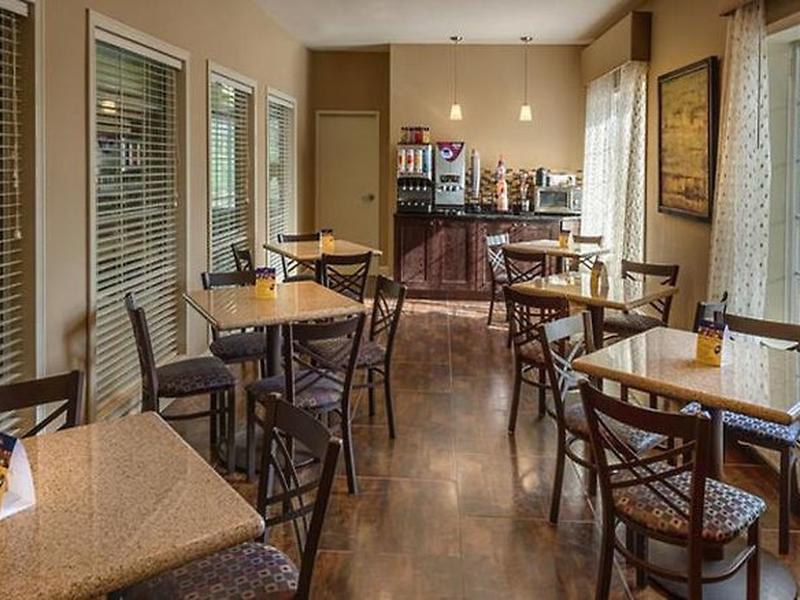 1A8AE868D8B826519CDB0F208571ED5E