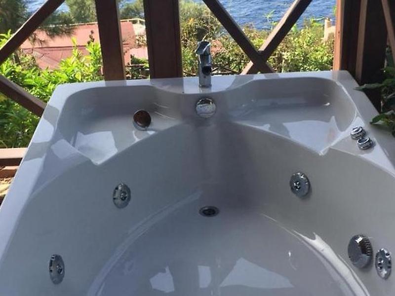 C957986476E316D4CB063622A9CC9AB3