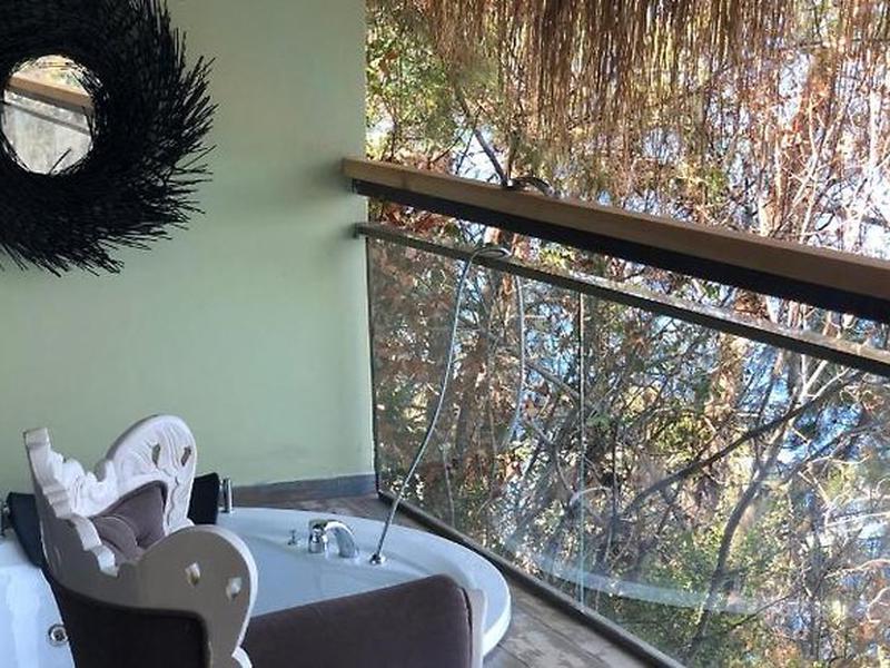 6AEB8224CF1F0AAF67377FDFB4363F7E