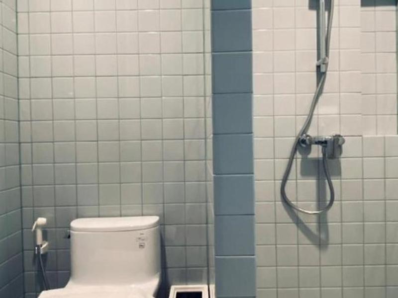 BAE0FF9E5A4B40600B092B40CBC5FB6C