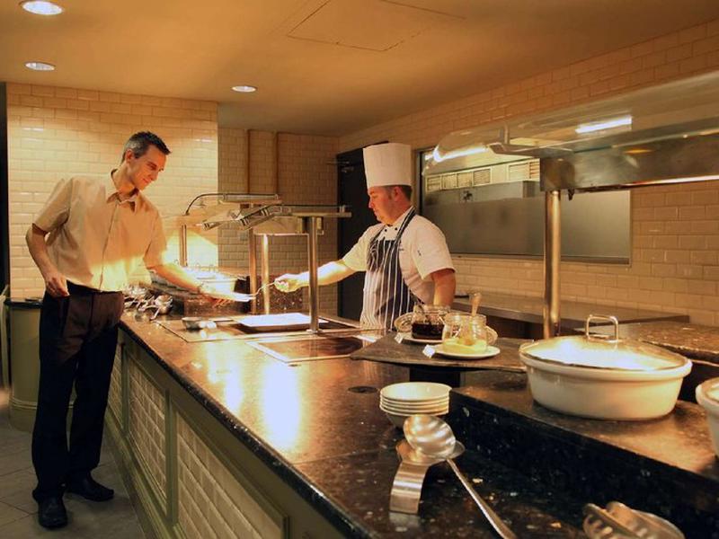 4D30D125DF10AC7F3425D8A354FA18A6