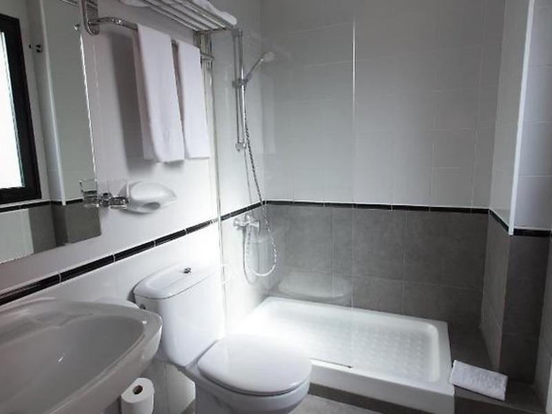 A687AEB7E851DE35A25C9AB8F46B1FD7