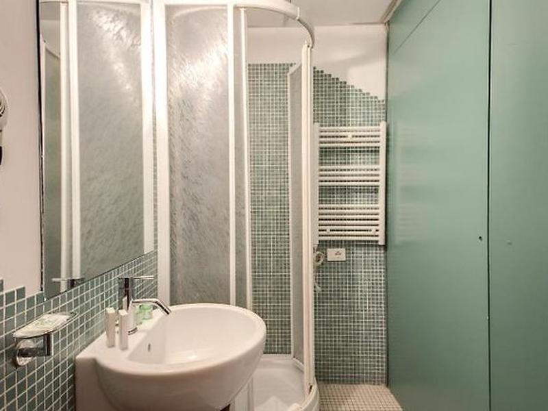 6CCBB5892A588B0B5F82563265483AD6