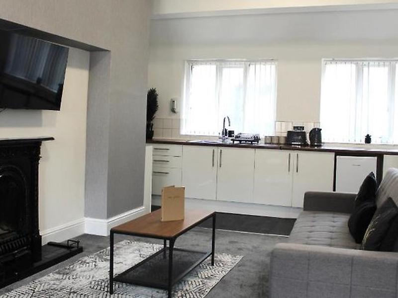 667F88DE99ADF7A0F94CDA2B0F62E85F