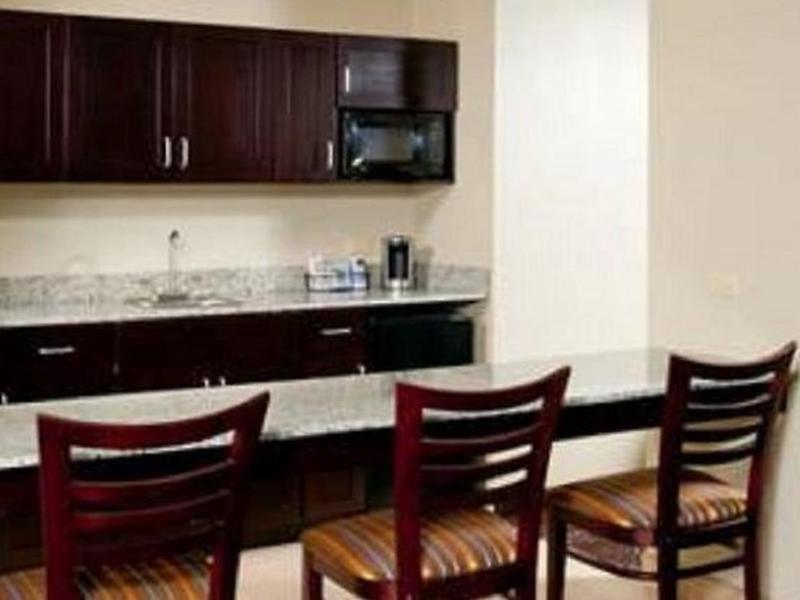 3B3751AE352D99EE1878F15F5B3D8950