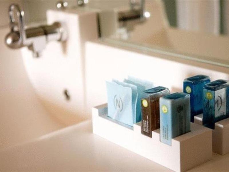 E913B94CE001D31D3E79D8B4F3D2230C