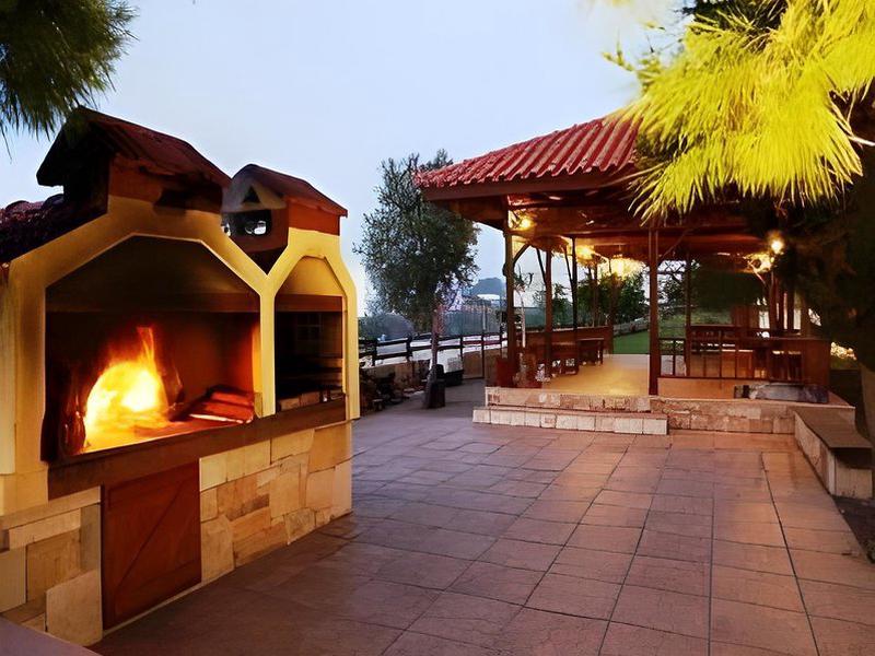 E4A14FE24C89A315E13AB2320B63C4AB