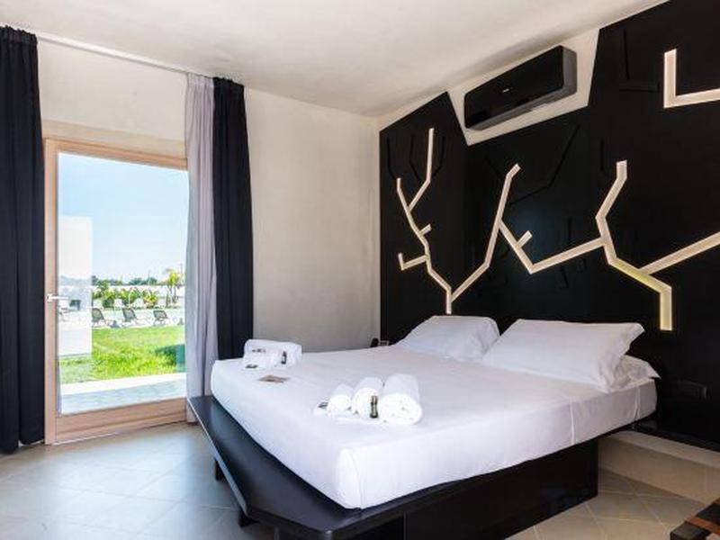 164F1A89BBACB17A0B43DB89D42467C2