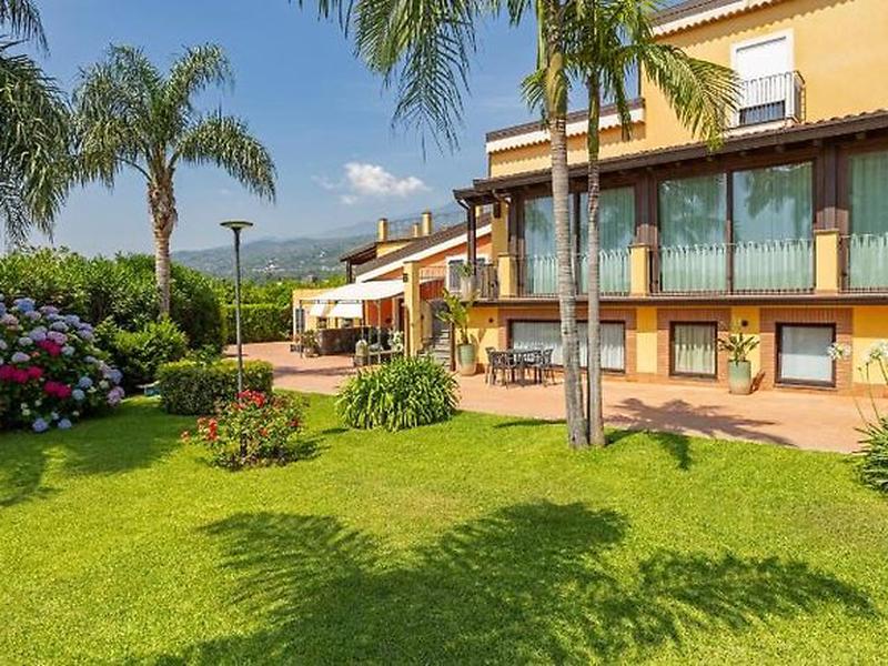 190D4128982CFBEBDC1B09A4906E74F7