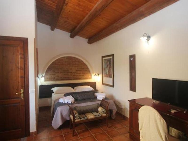 547EBFB12844F05BCED5D37D7BFA5FF7