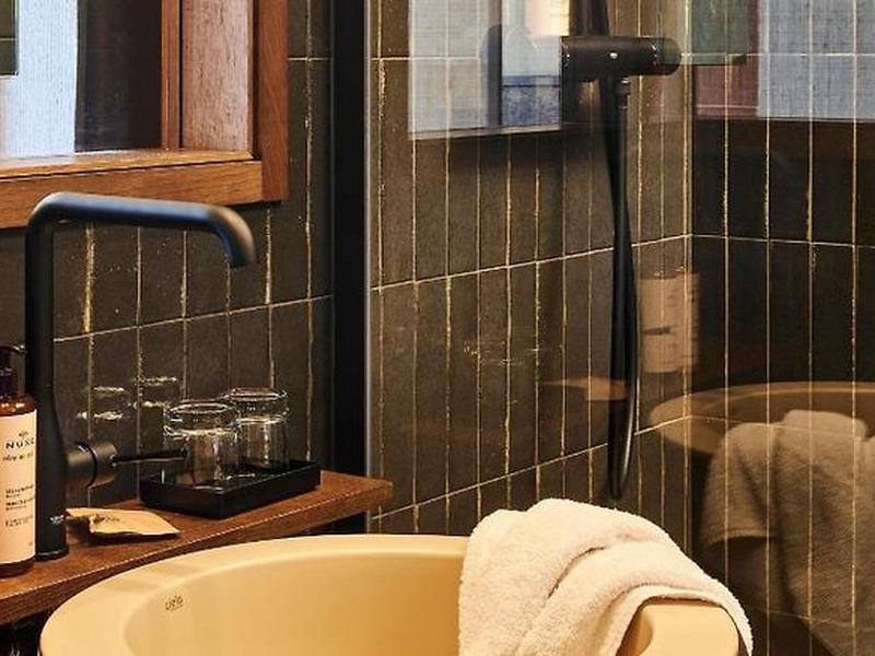 B3F229C02ECE1653E1402DCA88DBD195