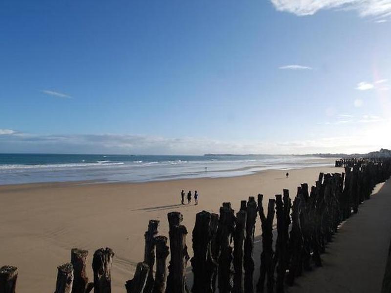 06E5C6B0E1C27828AAA5BC085F209370