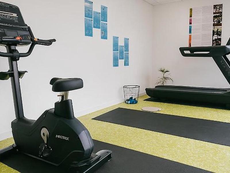 CAE0B57BDF67D419C1667D1BAD8CA106