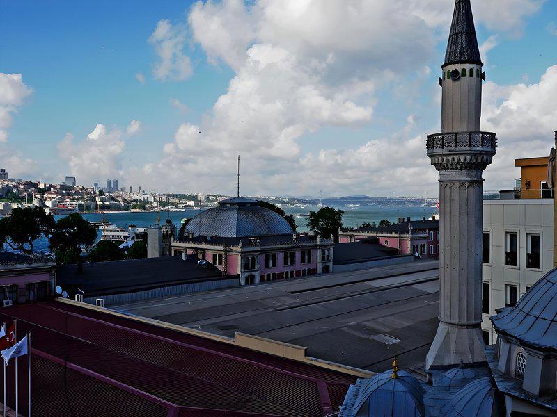 16FBC096B0A4A66E5BC1F33E9CAE5507