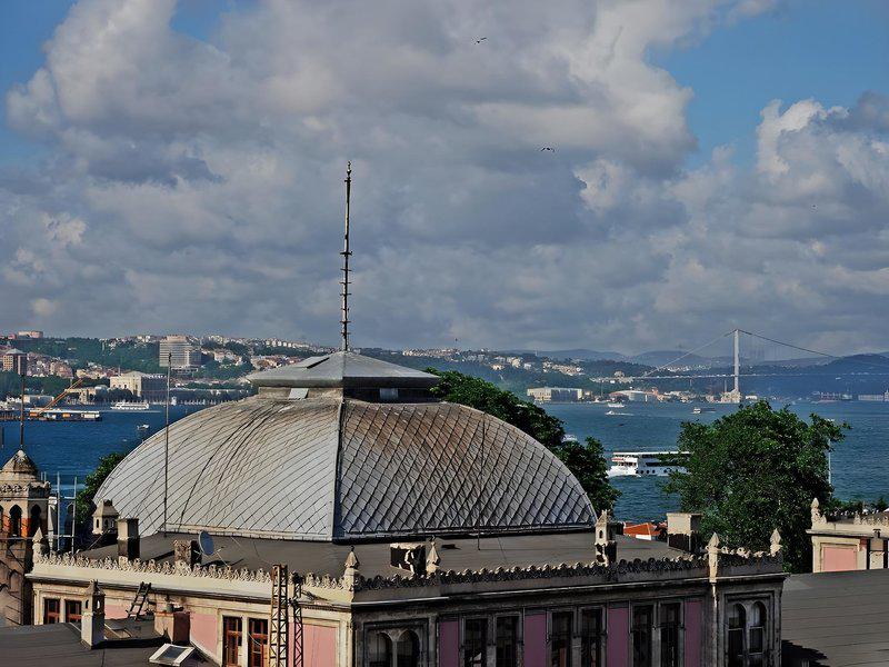 8C9BF069860B737AF7D9AC6D5BB6860E