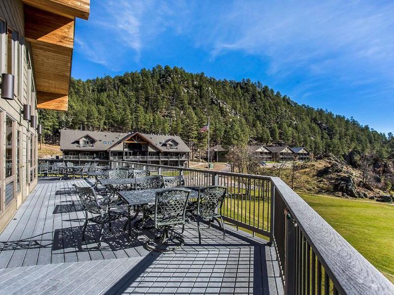 05D9F01FECFEB05540213AD546B3C2C6