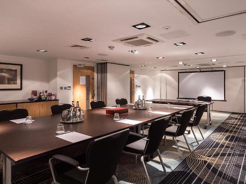 A72B136A96FE035A01F8285CA4571334