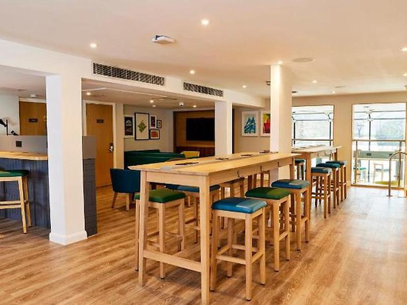 09282DA01905F614DB62CB880AB30B31