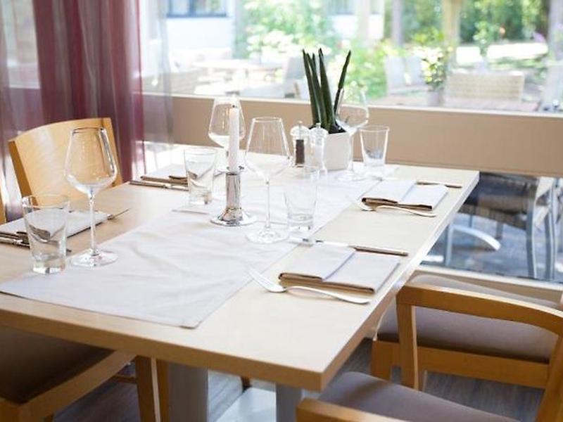 58498E2498D4AF0AD1B9C36E713C6606