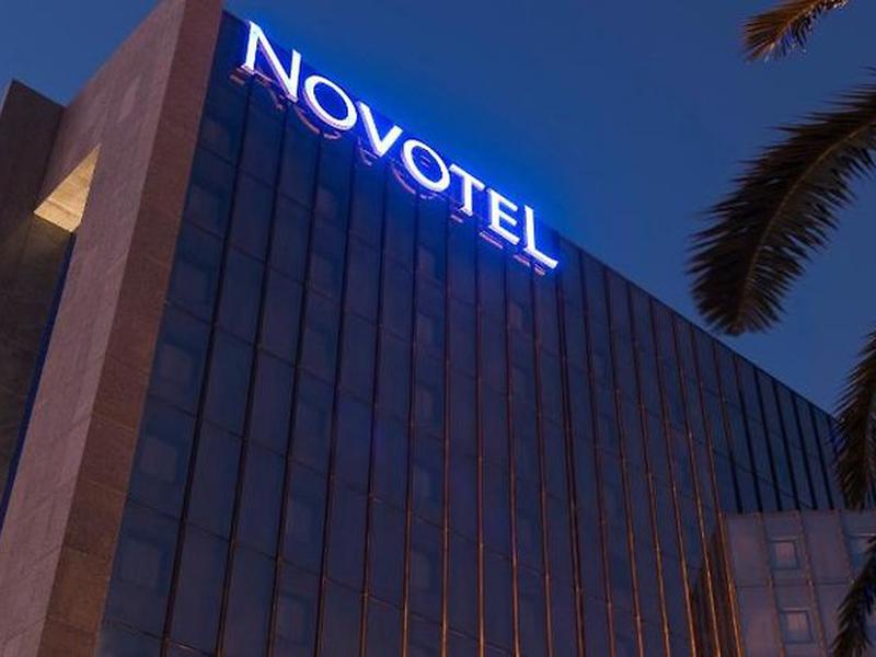 D0AB7810EB2C3FB2F138C62418543B12