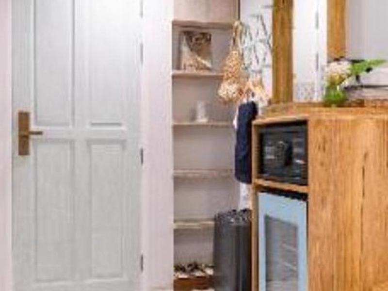 9F8082E184735D2C6E240AEDDEF6BD70