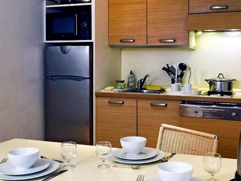 40CCAFB62C441FC95BD2ECA1C42C5889