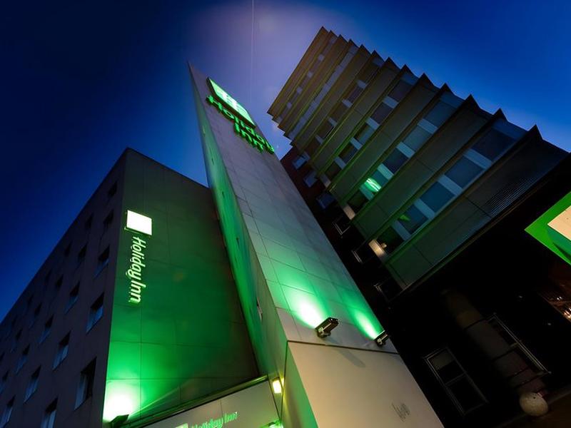 CD3F847F3AAF351726D5579C75E40989