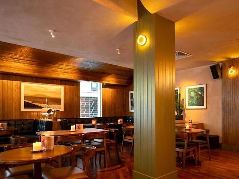 E655EA33C9291E84E69B740ABEB3E9D1