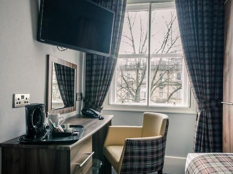 7713577DFE3F836B2D7751B4E3D062BD