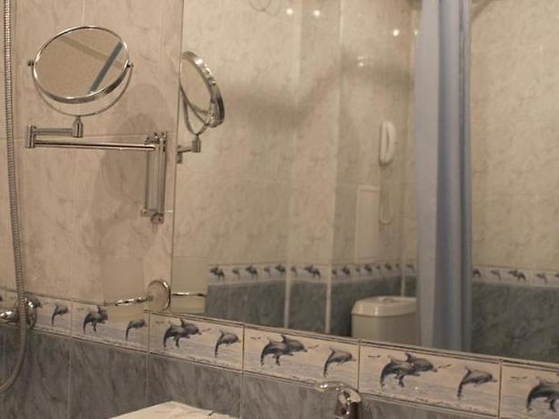 70561C9331BC6E483B2B7ED7E4DFEC76