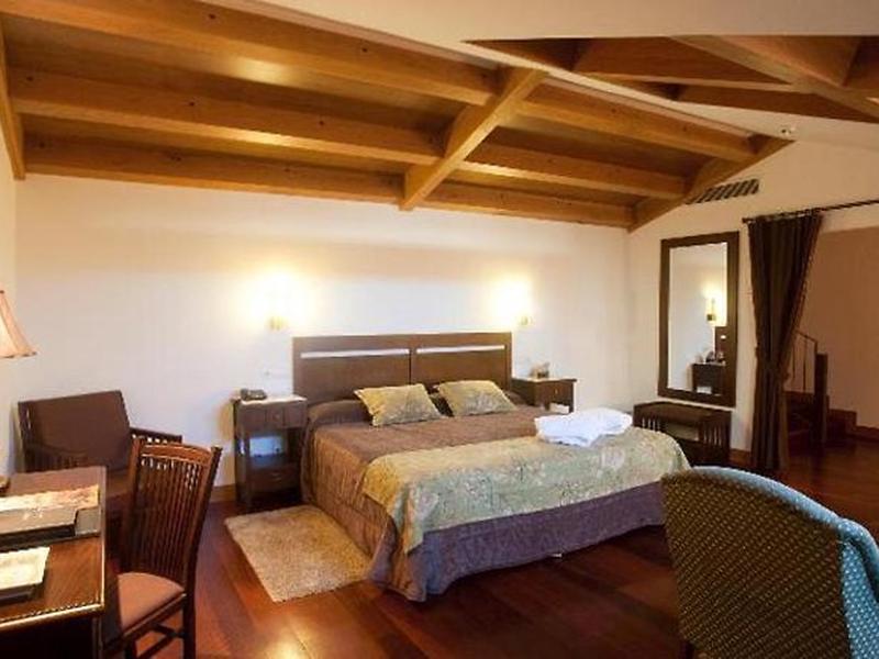 58609926823E4EC793160D82A977665B