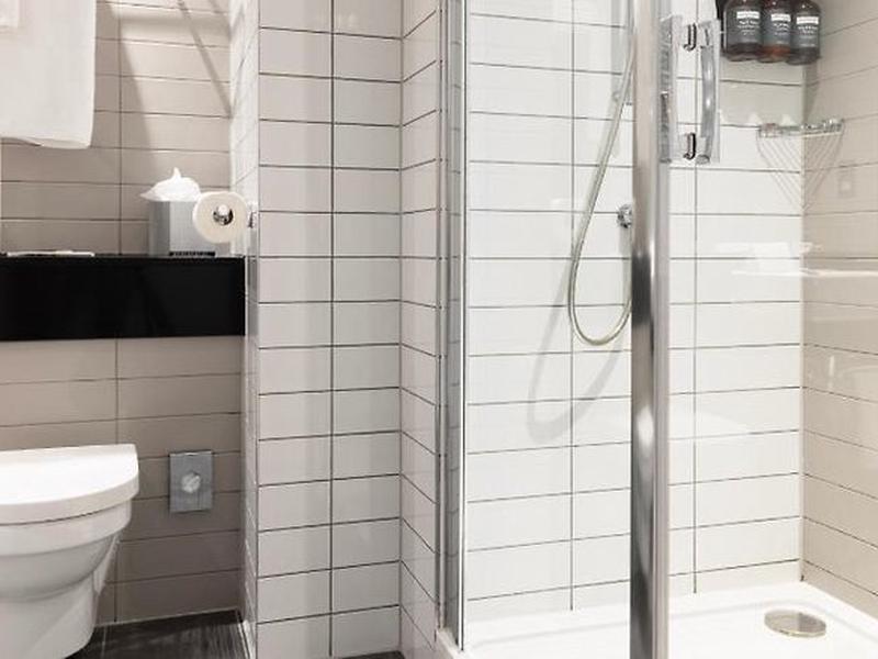 704E7FEC7B0F3FB294AFDAEEF5B4A395