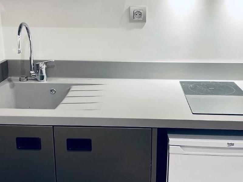 F7AADBABC5D7D33DE37DE2FF06A94F99