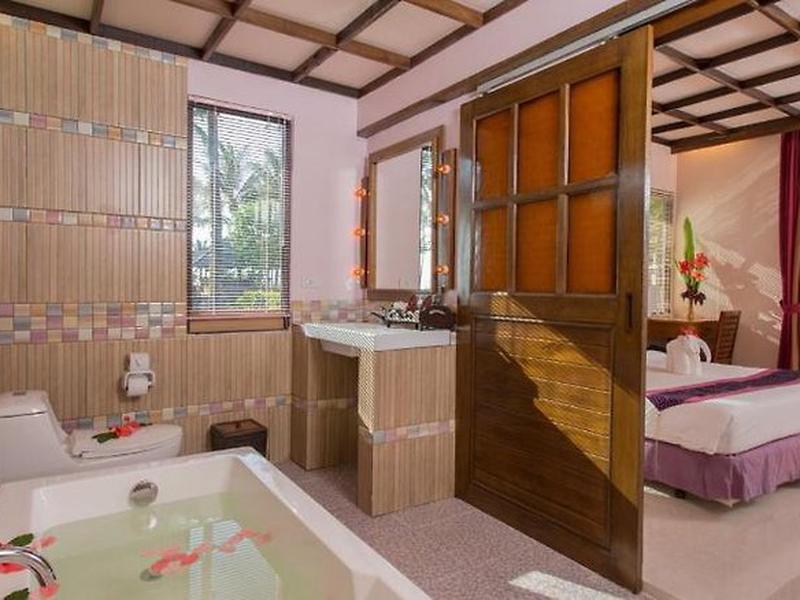 850972CD1189D7FBFB995D01A24C27F7