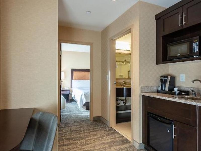 A19171F560CF0D3A9F0D24B6554A8D89