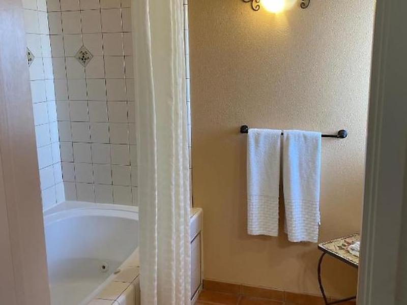 CA2881EB97D7CB4E14BCC02A7D73ED32