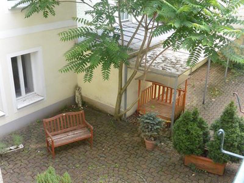 88975740B1F53EBB92F512851221E43F