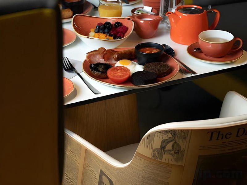 303CD233318784BDBBD33E8932DC11B7