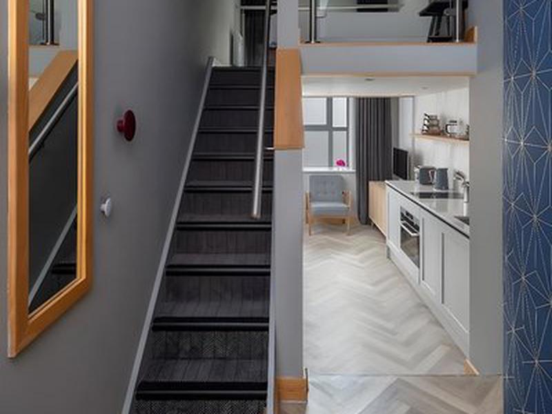 7BC4CE0DB265CFA195F9CA064F65794E