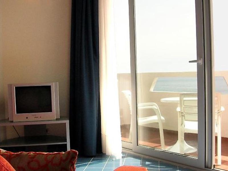 12A3B78926AE404398DCB92BBB381CAA