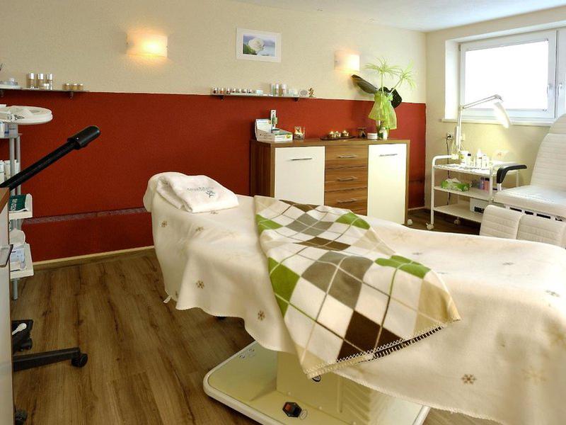 55220A4E19B09664A511E865EBFA463A