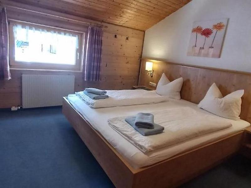 7364AA6B3651FAA414D2A2779C630244