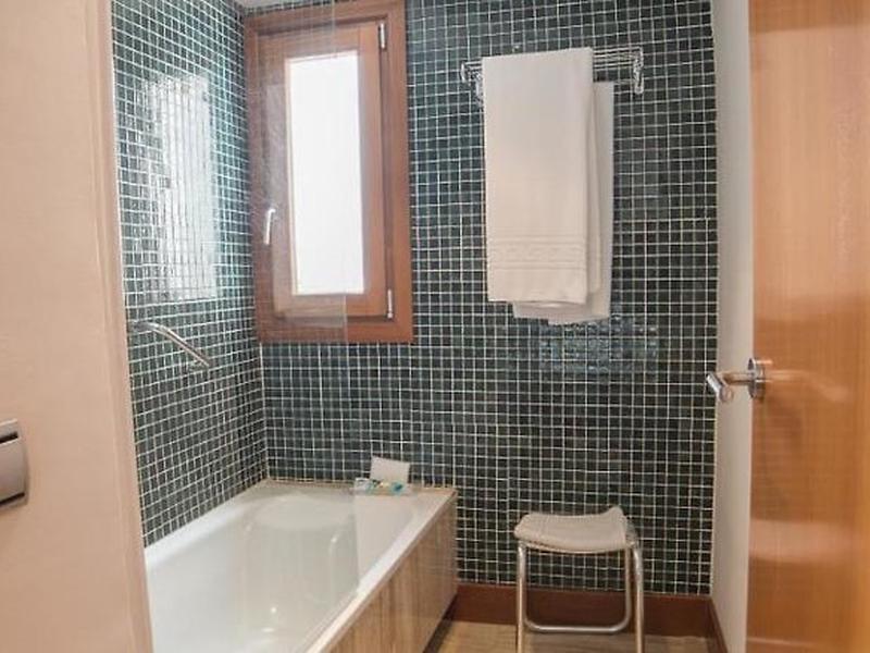 1C25FB418A1B3E203C5DB510FB7E0C2C