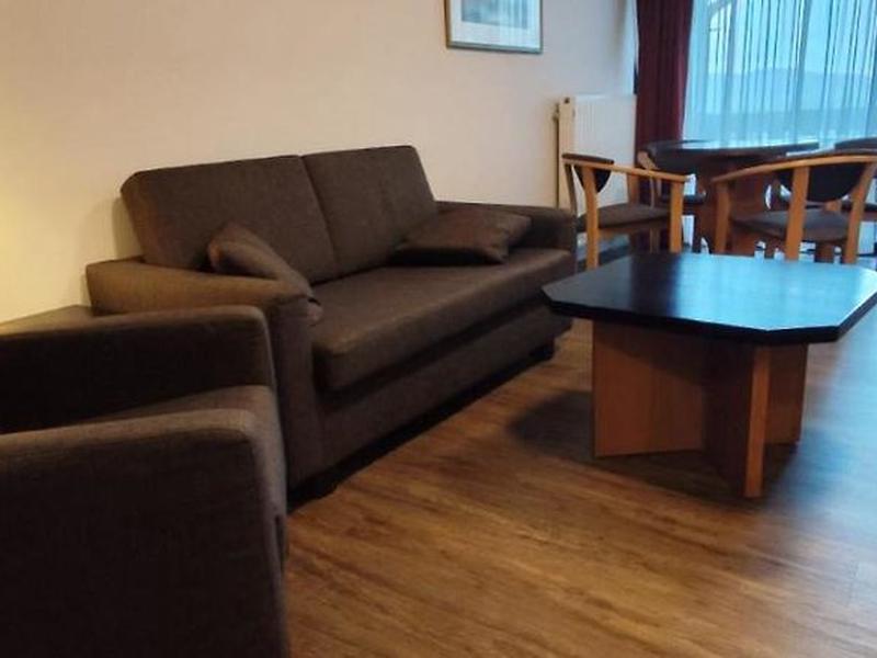 0991FB78F1F64067EB61A34669BFA896