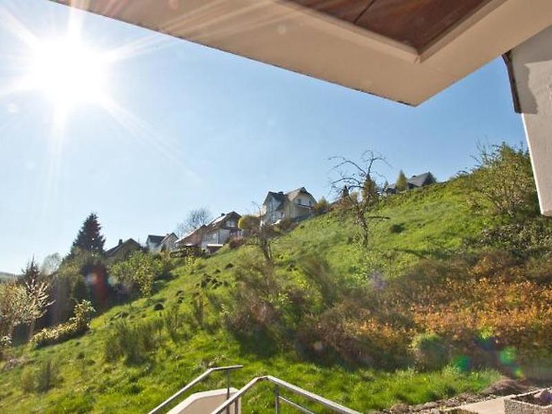 4D556069C0C4350114DCA8ACBAC69001